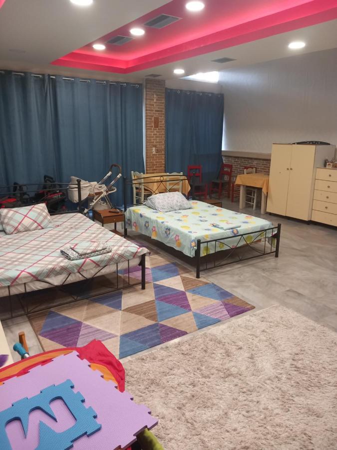 House Marios Airport Apartman Szpáta Kültér fotó