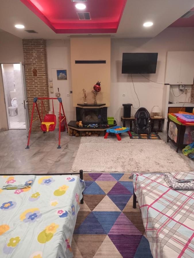 House Marios Airport Apartman Szpáta Kültér fotó